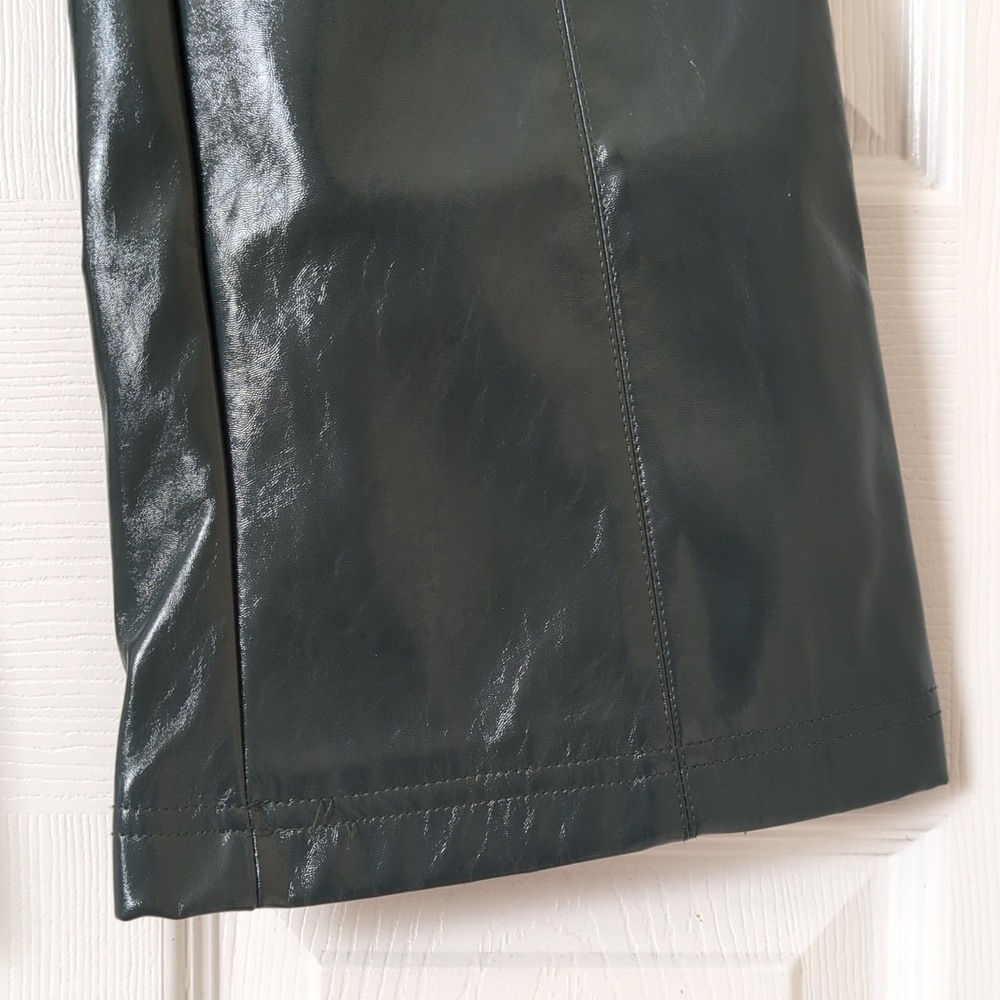7 For All Mankind Faux Patent Leather Slim Cropped Kick Flare Pants Emerald S - Picture 13 of 14